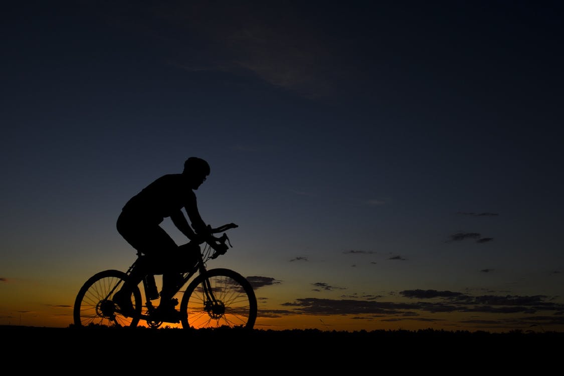 Cyklist om natten